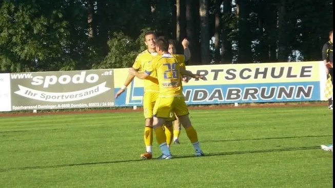Zi neagră în fotbal. O altă echipă cu tradiţie a intrat în faliment