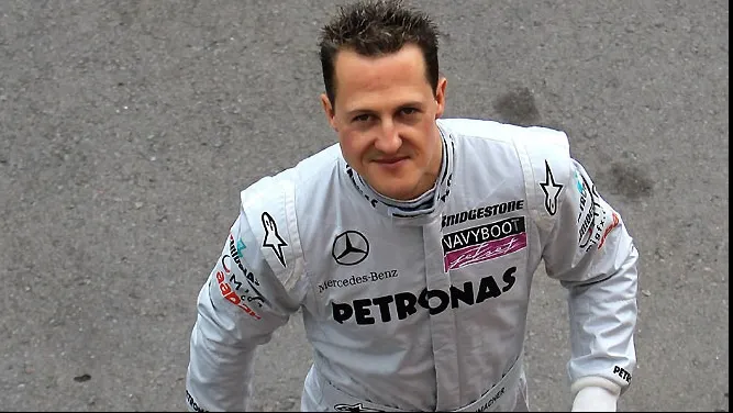 Primul SEMN dat de MICHAEL SCHUMACHER după O LUNĂ DE COMĂ