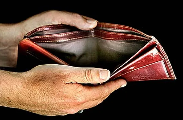 DEZASTRUL lăsat în urmă de criză: încă 6 milioane de SĂRACI în Europa