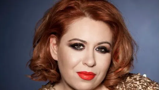 Oana Roman, dusă de soţ la SPITAL