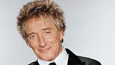 Rod Stewart, dat în judecată de un FAN, căruia i-a spart nasul în timpul unui concert