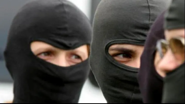 Percheziții de amploare în București și 19 județe. Rețea de firme fantomă, anihilată