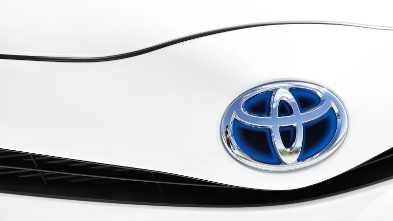 Toyota recheamă în service 1,6 milioane de mașini. Airbagurile produc accidente