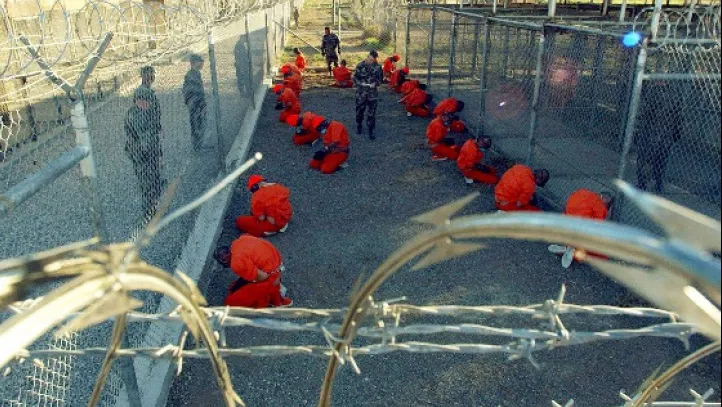 TOPUL melodiilor folosite de CIA pentru torturarea suspecţilor - VIDEO