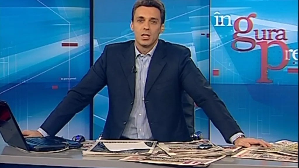 Prima reacţie a lui Mircea Badea după ce Elena Udrea a fost dusă cu mandat la DNA