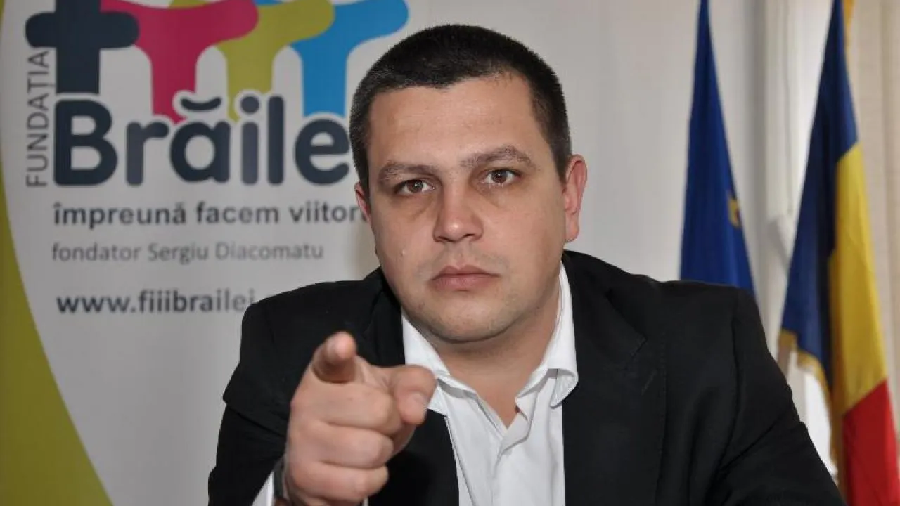 Diacomatu, omul care i-a turnat lui Coldea un pahar de băutură în cap. Foto/Arhivă