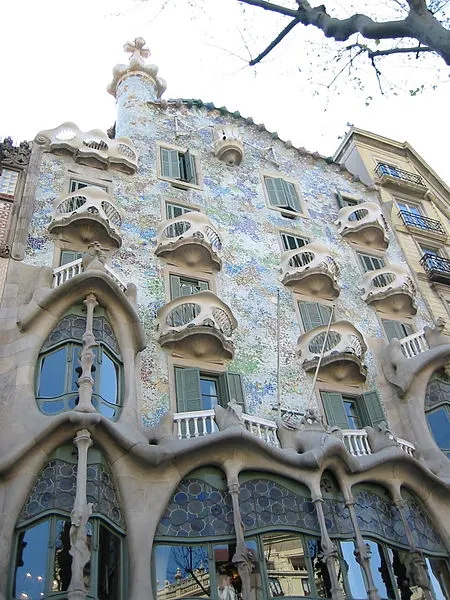 Reduceri vacanțe Barcelona. Oferta zile la Vola.ro