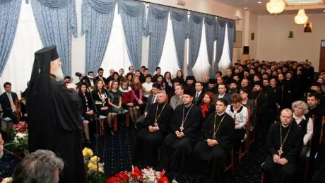 Preoţii din Suceava sunt obligaţi să poarte legitimaţii
