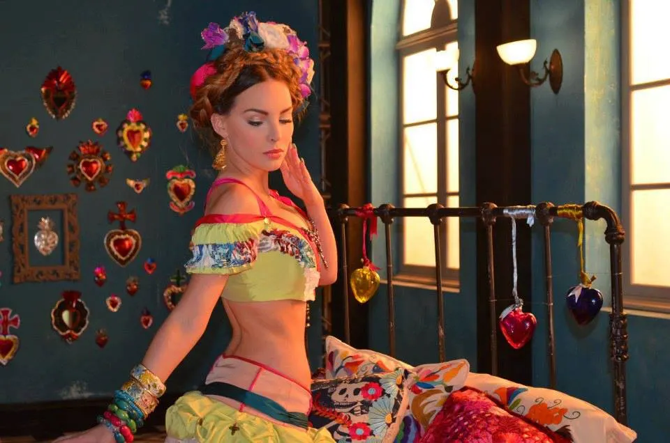 La 23 de ani are deja 19 operatii estetice. Este printre cele mai iubite vedete în Mexic