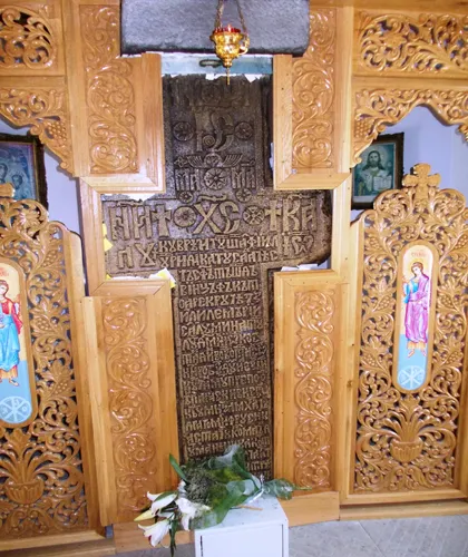 FORMIDABIL - O cruce de 30 de metri înălţime a fost sfinţită la Roşiori