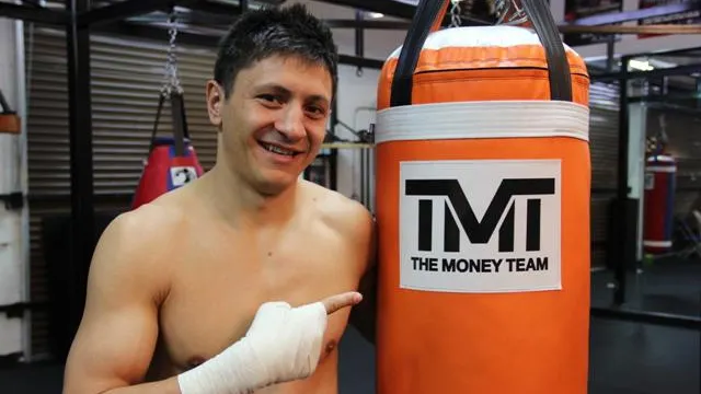 Ronald Gavril a câştigat centura WBF World. Românul l-a învins pe Juan Boada