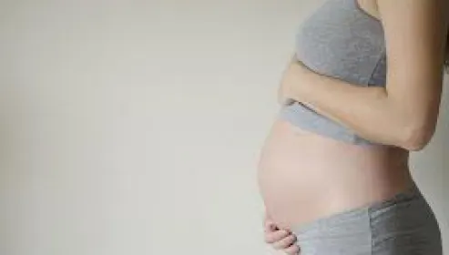 13 minore însărcinate, de până în 17 ani, internate Într-o singură săptămână la Iași/ Arhivă foto