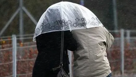 ALERTĂ METEO. Se întorc ploile şi furtunile