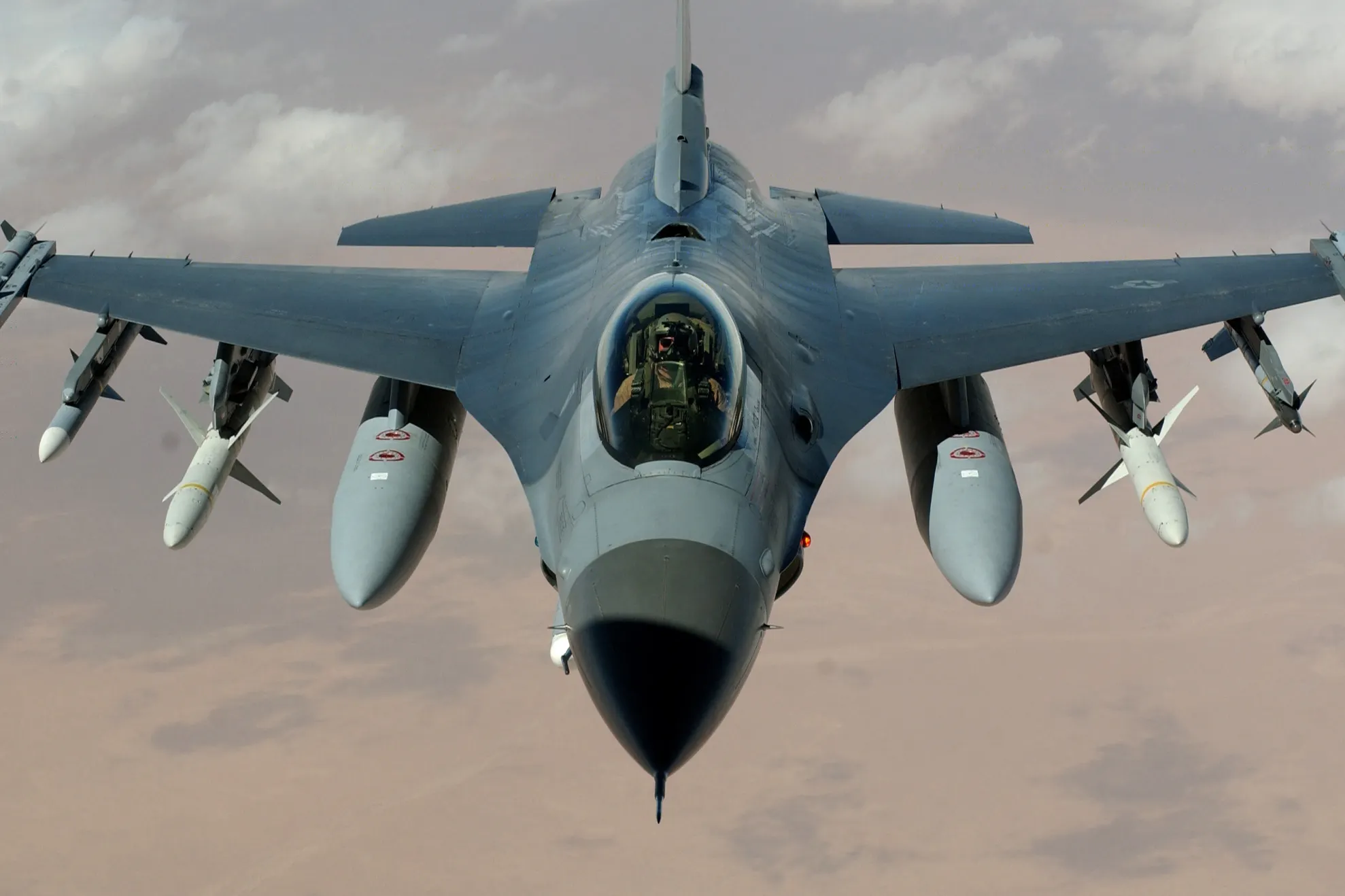 Armata israeliană, în stare de alertă după ce Hazbollah a ameninţat că va riposta unui raid