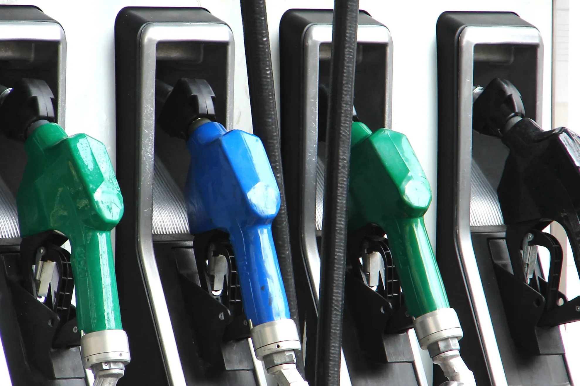 Stație de carburnati