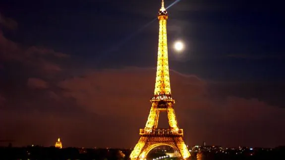 Turnul Eiffel, închis vineri din cauza unui protest al angajaților împotriva hoților de buzunare