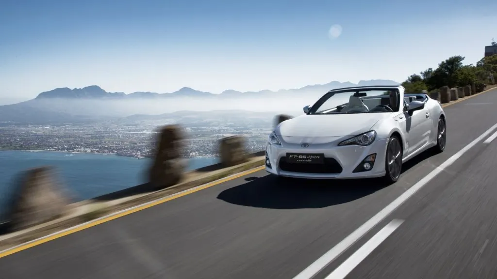 Japonezii de la Toyota recheamă în service 1,9 milioane de maşini