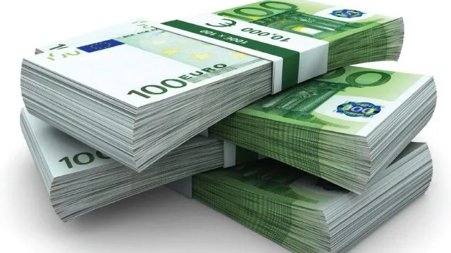 Aceşti directori de la stat nu au probleme cu "revoluţia fiscală": 6.000 lei în plus la brut!