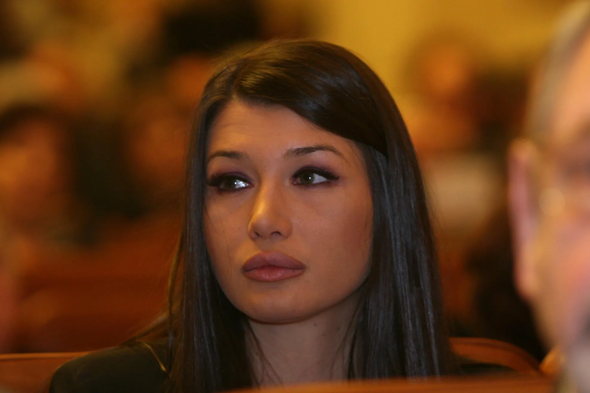 Elena Băsescu: VICTOR PONTA înjură şi jigneşte când nu ştie ce să facă