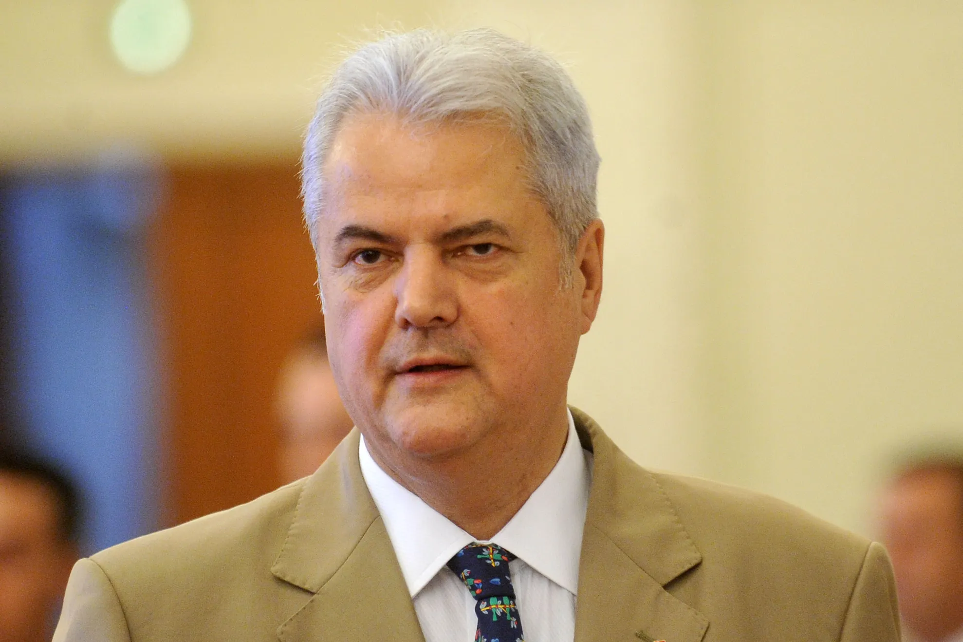 Adrian Năstase şi-ar putea afla astăzi sentinţa definitivă în dosarul Zambaccian