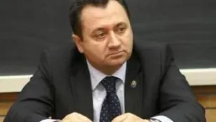 Un deputat PSD, trimis în judecată pentru că și-a angajat fiul în Parlament