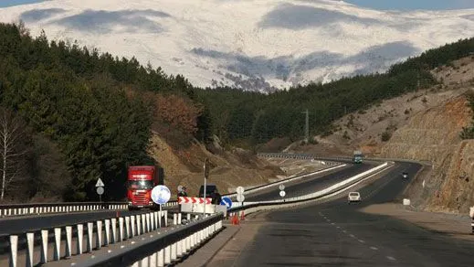 Autostrăzile de munte ale României şi Bulgariei. A noastră, cu 75% mai scumpă