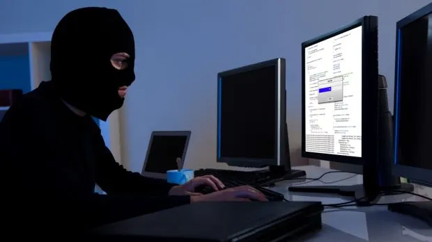 Calculatorul tău poate fi spionat de la distanţă chiar dacă nu e legat la Internet