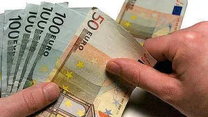 AJUTOR DE MINIMIS. De mâine, poţi să ceri finanţare de până la 100.000 euro