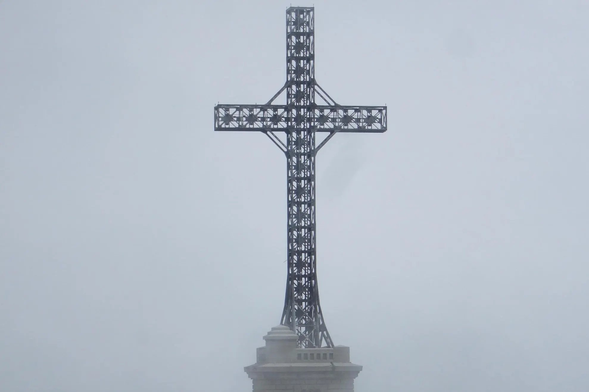 Crucea Caraiman, în Cartea Recordurilor