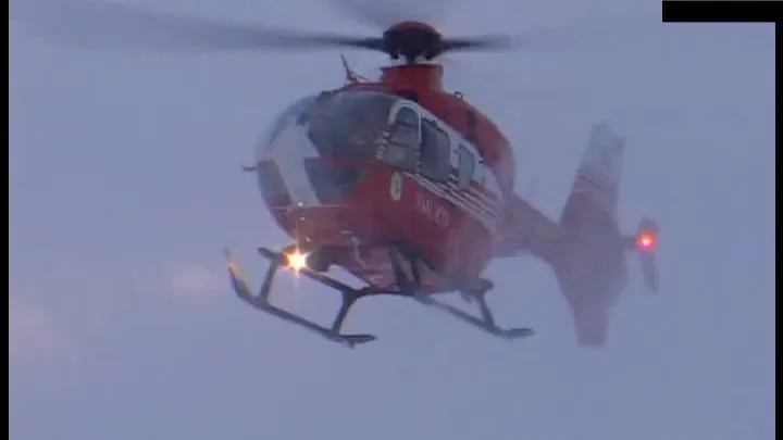 AVION PRĂBUŞIT. SALVAREA VICTIMELOR îngreunată de ZĂPADA "până la brâu"