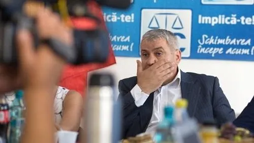 DNA: Când a fugit de la flagrant, Coman l-a acroşat pe denunţător şi a lovit maşina echipei DNA