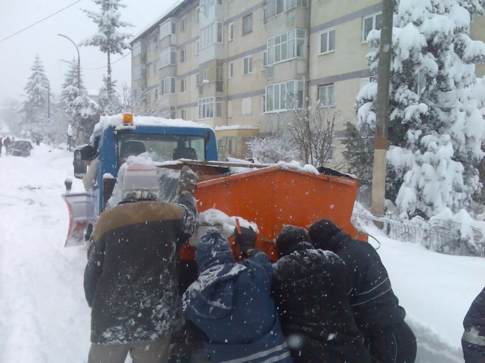 FOTOGRAFIA de care râde toată România