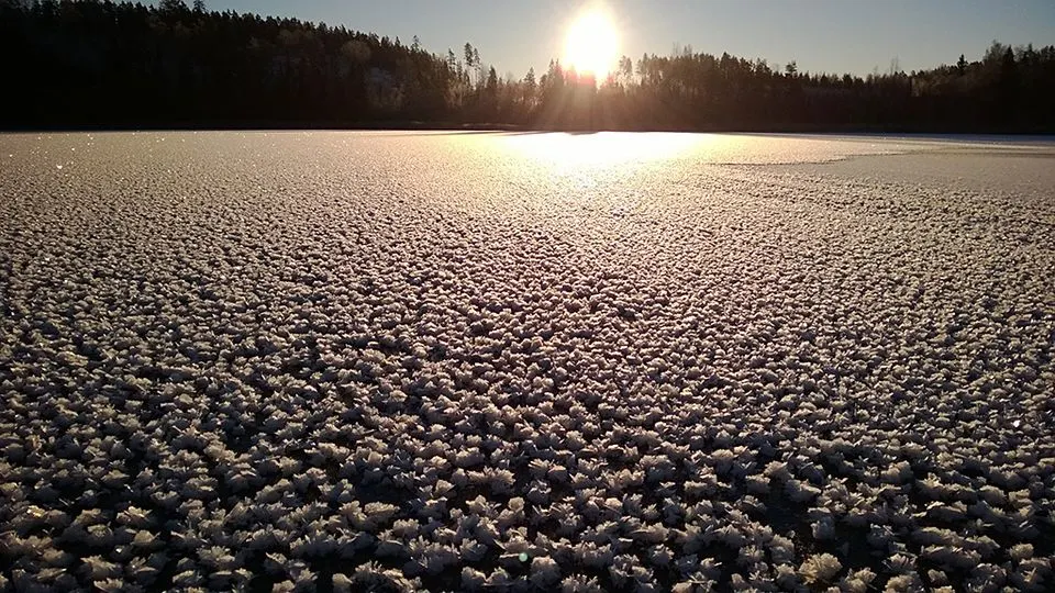 FENOMEN RAR în Finlanda. IMAGINILE care te fac să-ţi doreşti să fii acolo