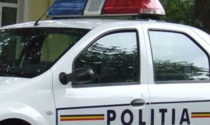 Doi hoţi, PRINŞI ce au făcut ACCIDENT în timp ce fugeau de POLIŢIE