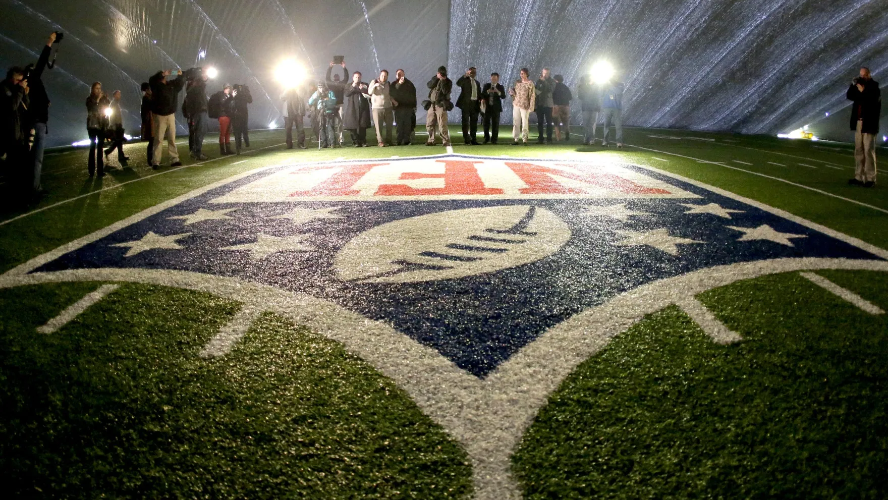 SUPER BOWL. La pauza meciului vor cânta Bruno Mars şi Red Hot Chili Peppers
