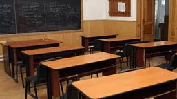 SCANDALUL învăţătoarei care cerea bani de cadouri. Directoarea Şcolii 10 din Capitală, SUSPENDATĂ