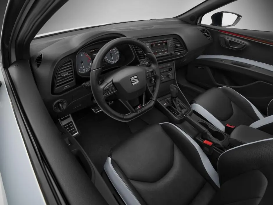 Cum arată noul Seat Leon Cupra de 280 CP. Imagini scăpate pe internet înainte de lansare