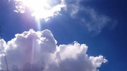Temperaturi de PRIMĂVARĂ în VESTUL ţării. Cum arată PROGNOZA METEO pe 3 zile