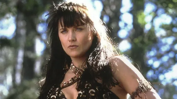 O mai ştii pe XENA, Prinţesa Războinică? Uite cum arată ACUM la 45 de ani