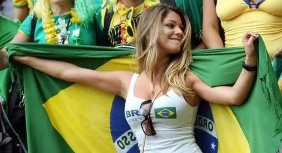 Compania Adidas e acuzată că incită la TURISM SEXUAL în Brazilia
