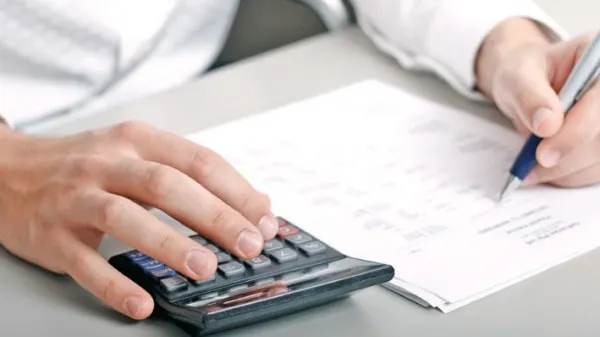Atenţie, pensionari! Cine şi în ce condiţii AR PUTEA RĂMÂNE FĂRĂ PENSIE?