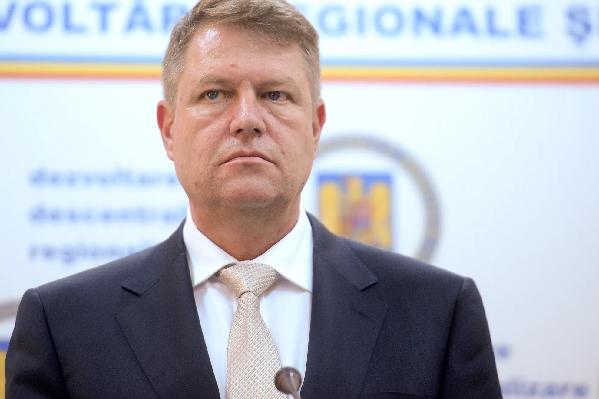 VICTOR PONTA îl propune pe KLAUS IOHANNIS la Interne, despre scaunul vicepremier se mai discută