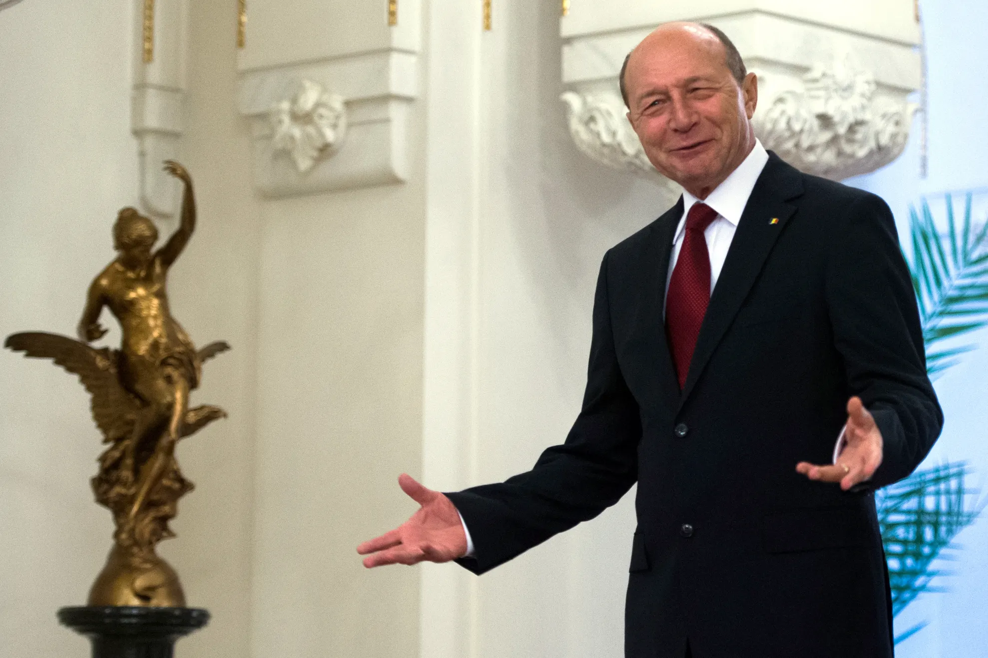 LISTA PREZIDENŢIABILILOR: Cine visează să ajungă la COTROCENI 
