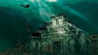 Atlantida în versiune chineză: Oraşul păstrat intact la peste 40 de metri sub apă