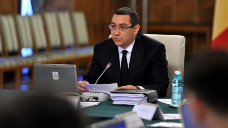 Ponta, către Dragnea: Plimbaţi-l pe Băsescu cu maşina pe A2, că sunteţi cunoştinţe vechi