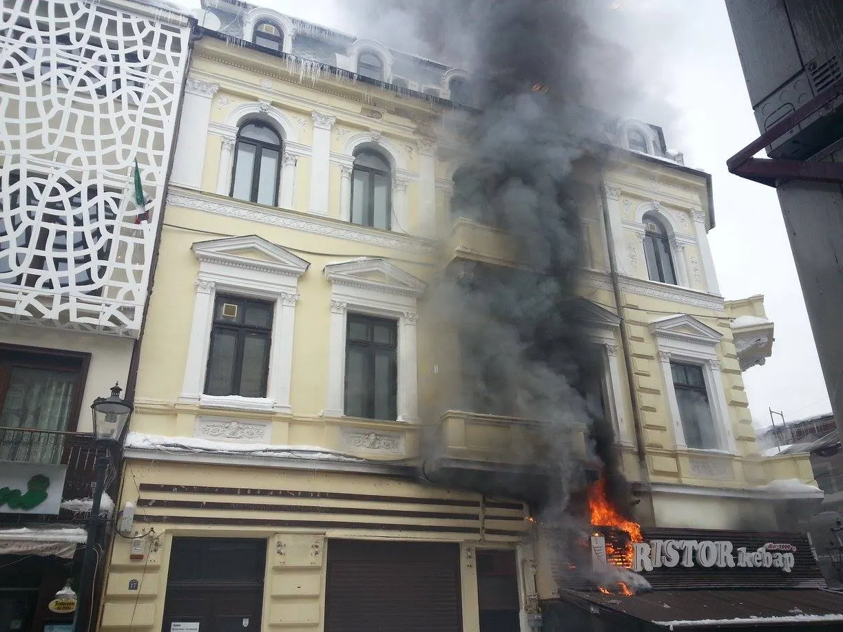 Dristor Kebap, şhaormeria din Centrul Vechi, a luat foc