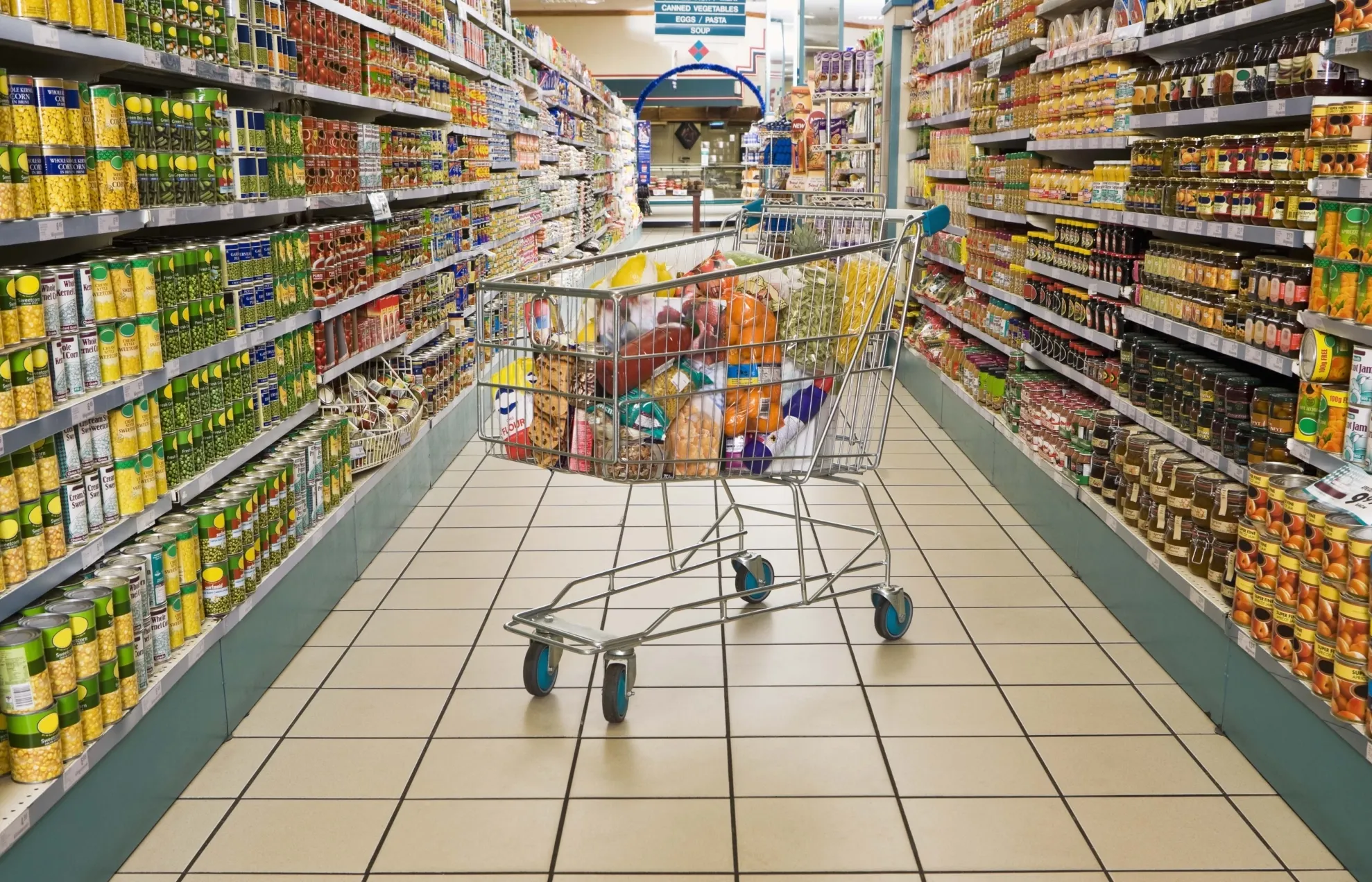 SUPERMARKETURI ÎNCHISE ÎN WEEKEND: Ce spun deputaţii din Comisia de agricultură