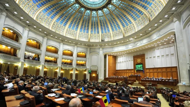 PMP vrea să depună două moţiuni simple la Camera Deputaţilor - surse