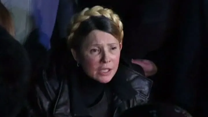 Iulia Timoşenko, primită cu aplauze în Piaţa Independenţei: CANDIDEAZĂ LA PREZIDENŢIALE