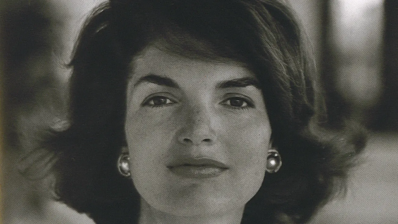 Un "selfie" realizat de Jacqueline Kennedy în urmă cu 60 de ani, publicat pe Twitter
